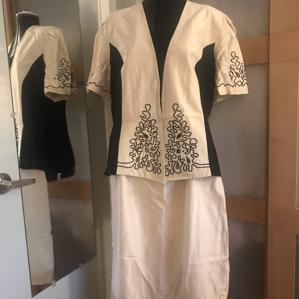 LeArt 2pc Blk/Ivory Skirt Suit, 14